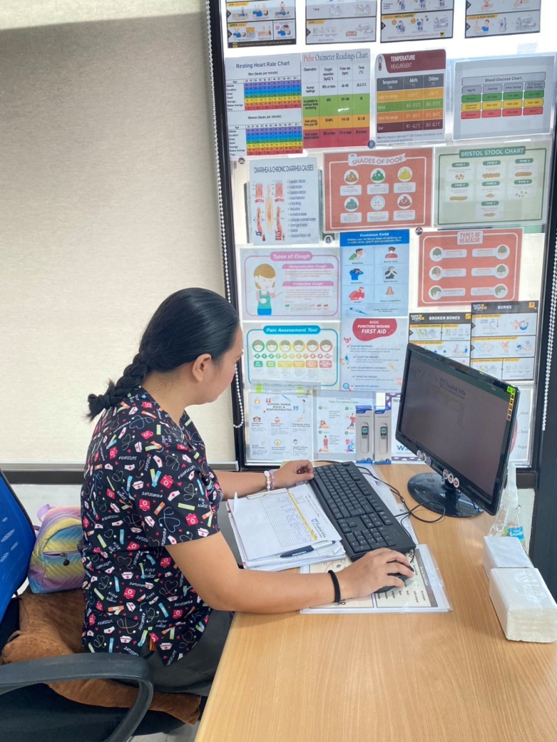 フィリピン留学 Cebu21 - English Fella 1-Nurse station-3